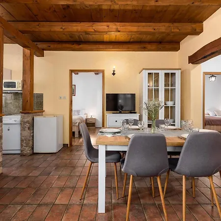 Gorgeous In With Kitchen *
